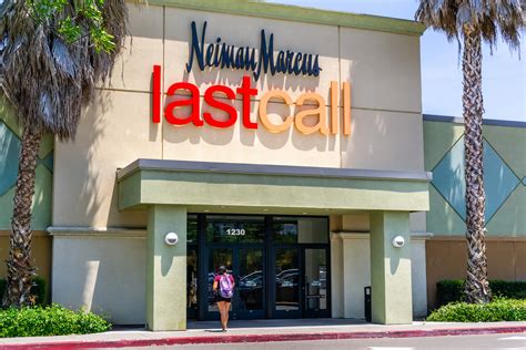 neiman marcus last call clearance.